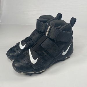Nike kids Force Savage shark Football Black White Cleats Boys size 4.5